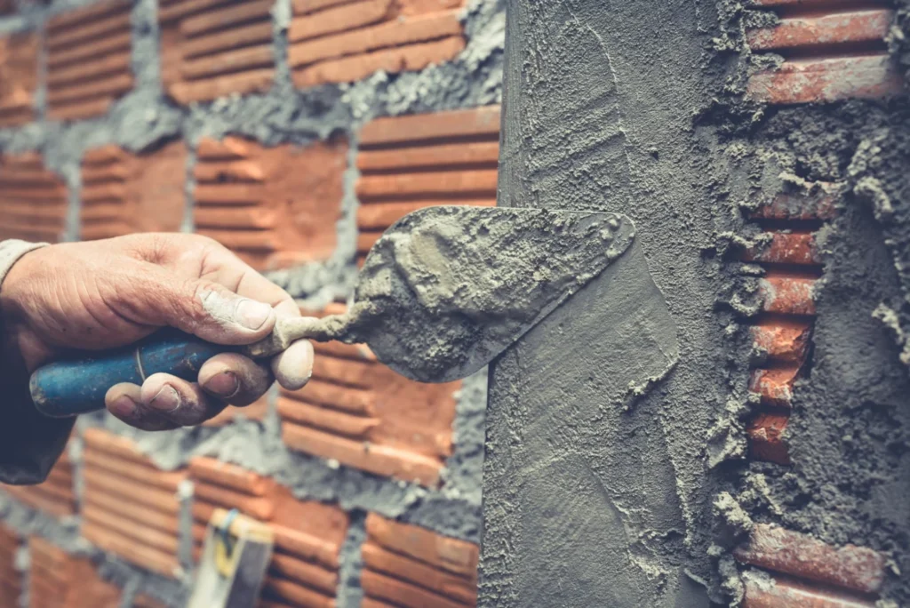 Por que es mejor contratar un arquitecto que un albañil